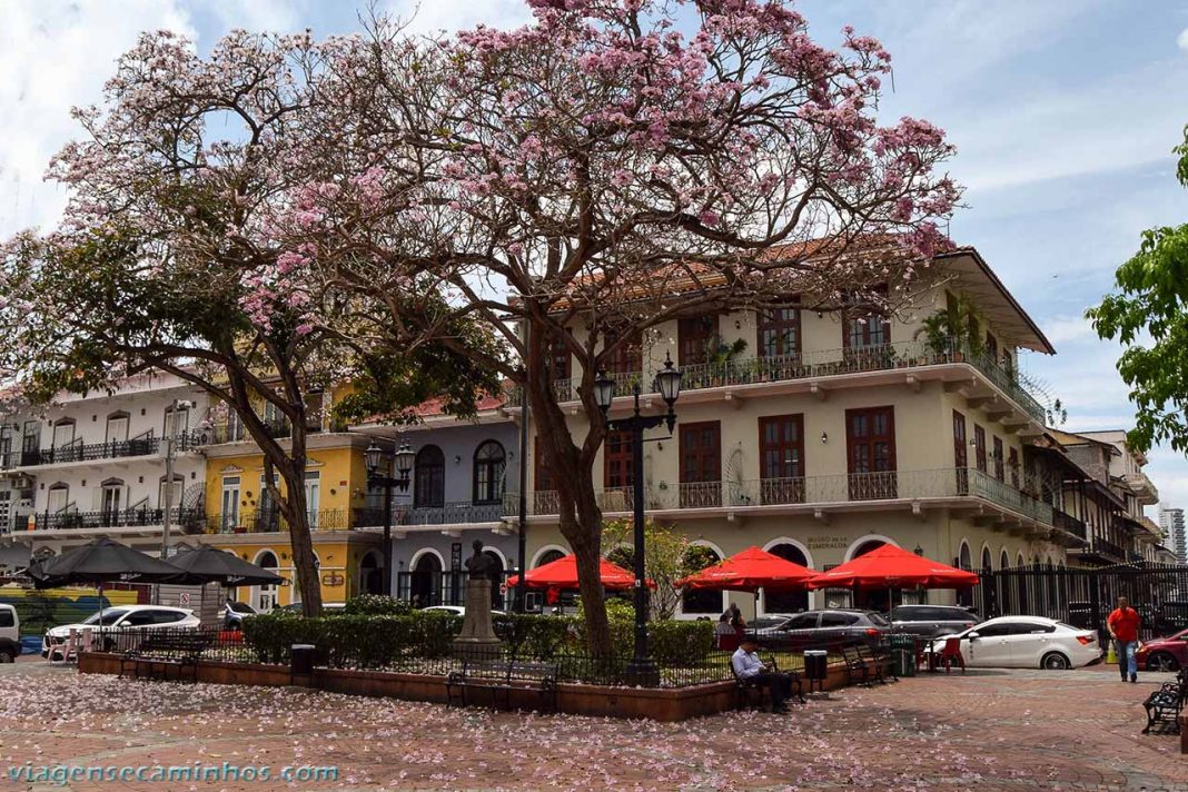 Casco Viejo Roteiro pelo centro histórico do Panamá Viagens e Caminhos