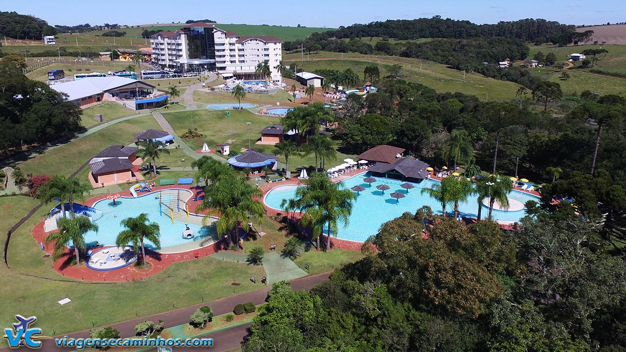 Termas Leonense: Águas termais de Campos Novos - Viagens e Caminhos