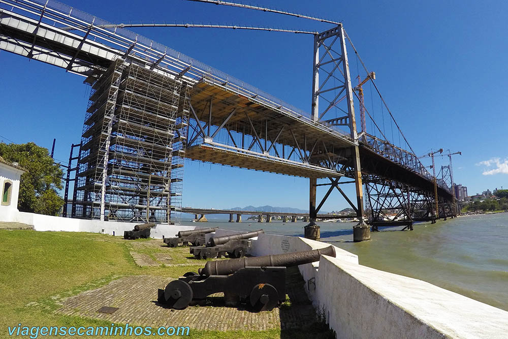 Forte Santana e Ponte Hercílio Luz