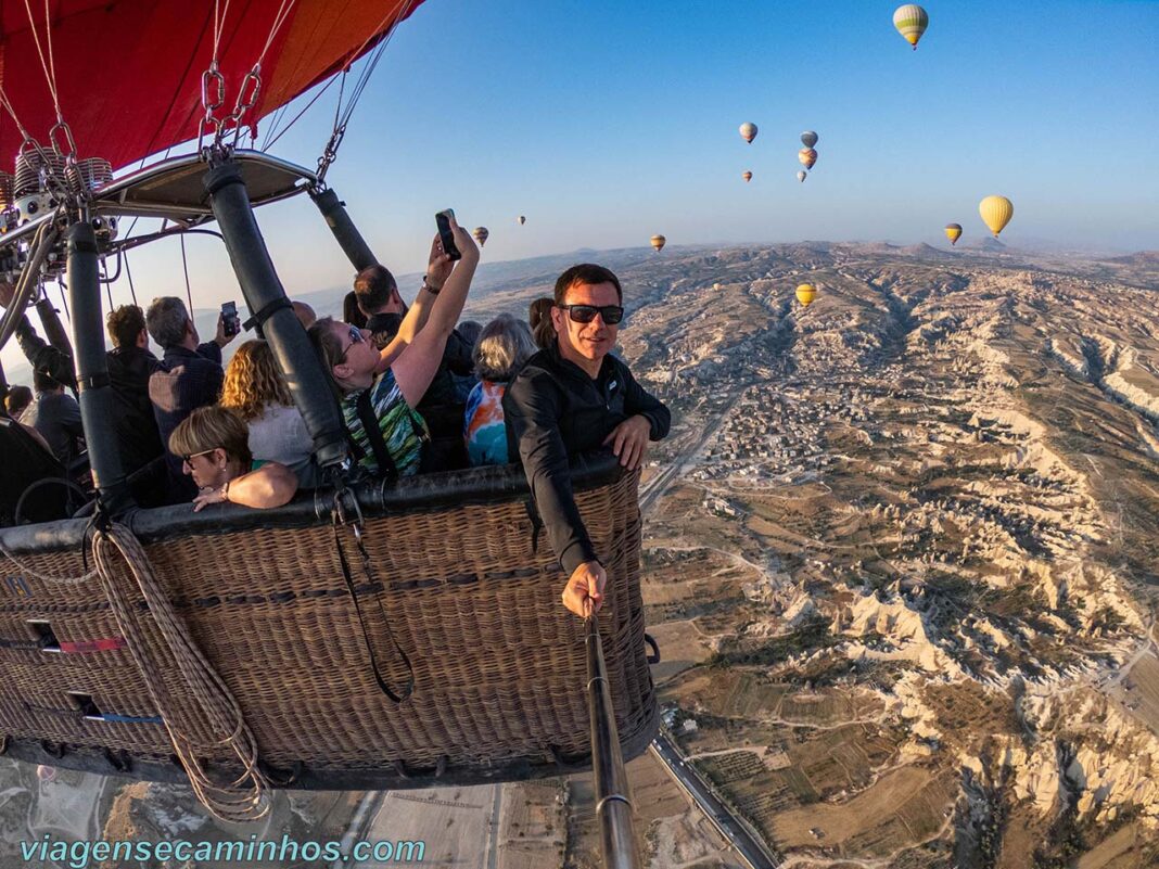 passeio de balão na capadócia turquia viagens e caminhos