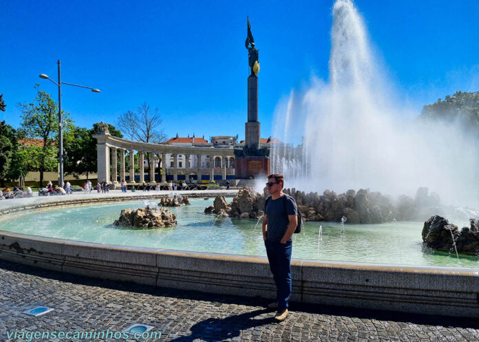 Viena - Monumento aos Heróis do Exército Vermelho