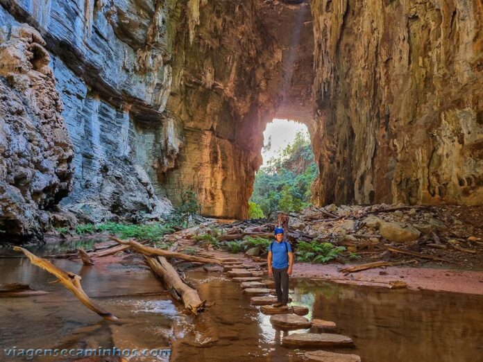 Cavernas do Peruaçu - Gruta do Janelão