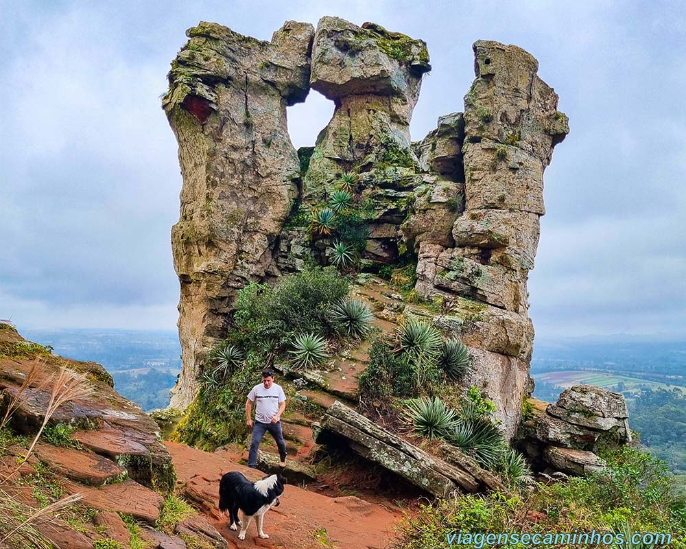 Pedra dos Cachorrinhos - Morro Itacolomi - Gravataí