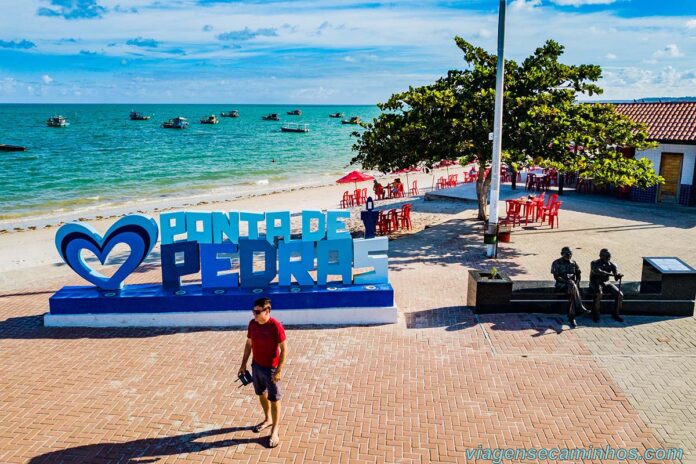 Praia de Ponta de Pedras - Goiana PE