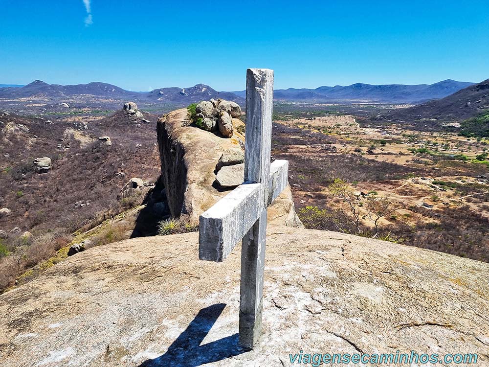 Cruz na Pedra Furada - Venturosa