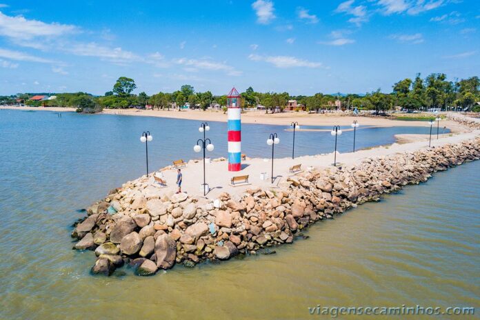 Farol de Barra do Ribeiro