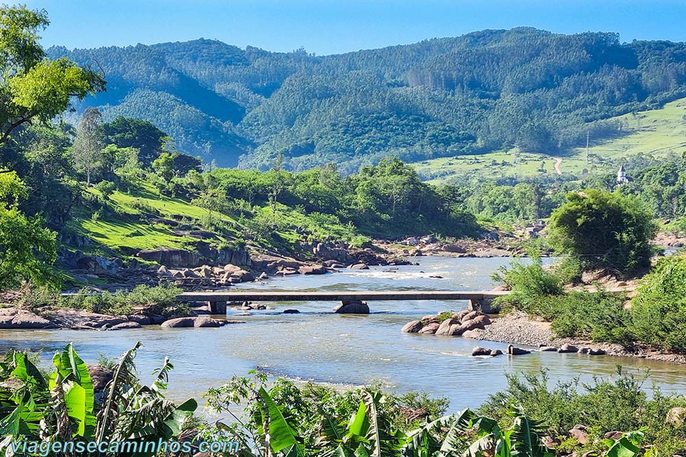 Ponte baixa do rio Braço do Norte